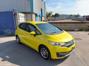 2013 HONDA FIT HYBRID , SELF CHARGING, FRESH NCT - Image 3