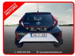 Toyota Aygo X DESIGN CVT WHIT - Image 4