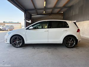 Volkswagen Golf Golf 1.6 TDI BLUEMOTION - Image 4