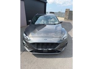 Ford Focus 1.5 TDCI ST-LINE X 120PS - Image 3