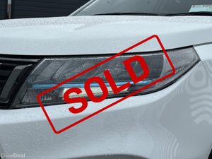 Suzuki Vitara 1.4 BOOSTERJET HYBRID S SZ5 5DR - Image 3