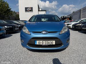 *LOW KM* 2010 Ford Fiesta 1.25 Titanium - Image 2