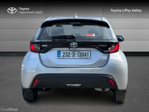 Toyota Yaris YARIS HYBRID LUNA - Image 4