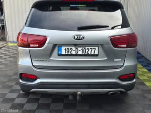 2019 Kia Sorento 2.2  4x4 5 seats - Image 4