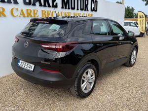 Opel Grandland X 1.5 130ps-dsl- Manual - Image 4