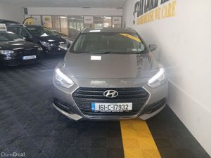 Hyundai i40 1.7 Crdi SE NAV Bl/dr 141 5DR - Image 3