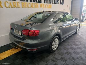 Volkswagen Jetta TL 1.6tdi M6F 105BHP 4DR - Image 4
