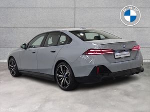 BMW i5 eDrive40 M Sport Pro Saloon - Image 3