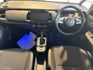Honda Fit HYBRID - Image 4