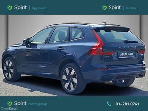 Volvo XC60 Recharge PHEV  Plus Dark - Image 2