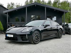 Porsche Panamera 4 PDK E-HYBRID, BOSE , TILT AND S - Image 3