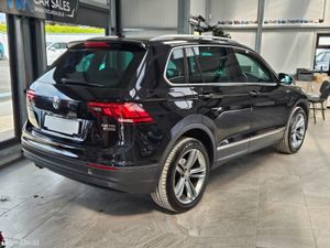 16 VOLKSWAGEN TIGUAN 4MOTION - Image 2