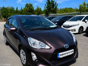 TOYOTA  AQUA  2015 1.5 HYBRID - Image 3