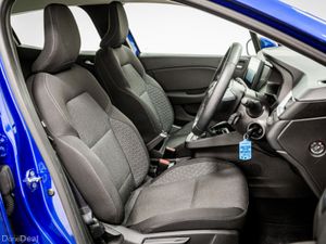 Renault Clio *Supe low mileage* Dynamique 1.0 Petr - Image 3