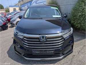 Honda Odyssey ABOLSUTE 7 SEATER AUTOMATIC HYBRID 2 - Image 2