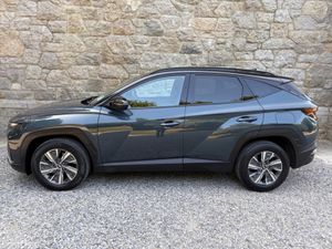 Hyundai Tucson HYBRID EXECUTIVE HYBRID PETROL AUTO - Image 4