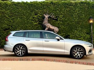 Volvo V60 2.0 Petrol 250BHP Great Spec low km - Image 3