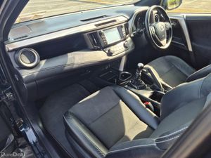 2017 TOYOTA RAV 4 2.0 D LUNA LOW MILES - Image 4