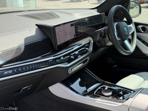 BMW X5 xDrive50e M Sport Sunroof - Image 4