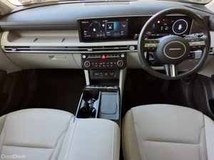Hyundai Tucson EXECUTIVE PLUS PHEV ** NEW MODEL ** - Image 4
