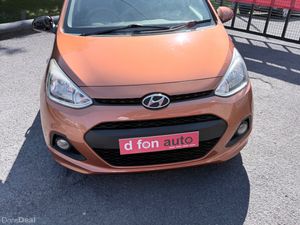 Hyundai i10 1.0 Petrol Low Miles - Image 3