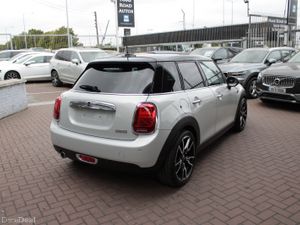 2019 MINI COOPER 1.5D 5DR HATCHBACK AUTOMATIC - Image 4