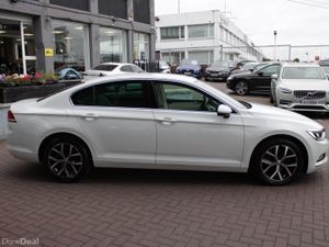 2019 VOLKSWAGEN PASSAT 2.0 TDI 150HP COMFORTLINE - Image 3