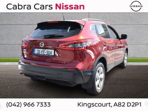 Nissan Qashqai 1.5 DSL DCT SE Automatic - Image 2