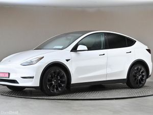 Tesla Model Y LONG RANGE AWD DUAL MOTOR - Image 4
