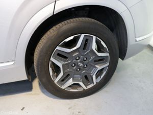 Hyundai Santa Fe PREMIUM PHEV 1.6L PETROL AUTOMATI - Image 4