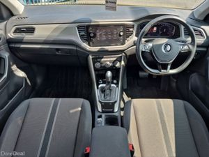 Volkswagen T-Roc ** STYLE DESIGN ** HUGE SPEC ** T - Image 2