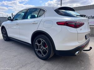 191 Alfa Romeo Stelvio 2.2 JTD 210hp Speciale AWD - Image 4