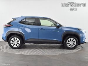 Toyota Yaris Cross 1.5 Hybrid CVT - Image 2