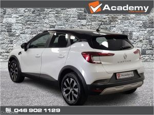 Renault Captur Limited TCE 5DR**JUST LANDED** - Image 3
