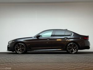 BMW 5-Series 520D M SPORT - Image 4