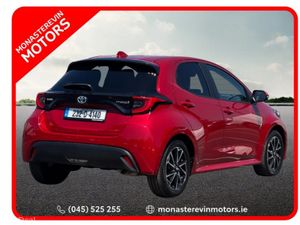 Toyota Yaris 1.5 LUNA SPORT 4DR A - Image 2