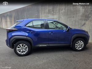 Toyota Yaris Cross YARIS CROSS LUNA - Image 3