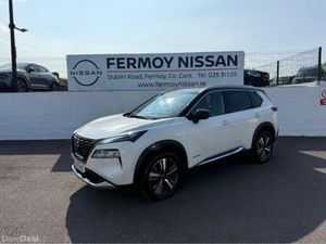 Nissan X-Trail Hybrid Auto SVE 2Tone - Image 4