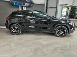19 MERCEDES-BENZ GLA URBAN PETROL - Image 2