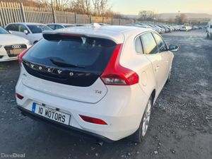 Volvo V40 1.6 Petrol T4 SE Automatic  (3687) - Image 3