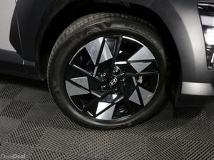 Hyundai KONA HYBRID ELEGANCE 1.6L PETROL AUTOIMATI - Image 4