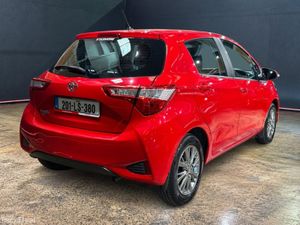 Toyota Yaris 1.0 Luna 4DR - ALLOY WHEELS - MANUAL - Image 3