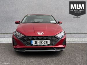 Hyundai i20 Deluxe Plus - Image 2
