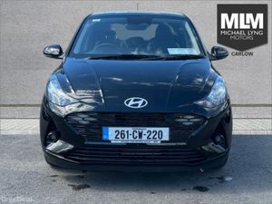 Hyundai i10 Deluxe Plus - Image 2