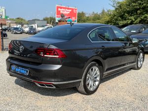 2020 Volkswagen Passat 2.0 R-LINE - Image 3