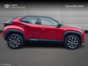 Toyota Yaris Cross YARIS CROSS LUNA SPORT - Image 3