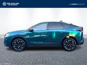 Peugeot 3008 GT Petrol Hybrid - Image 4