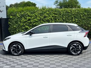 MG 4 SE 64 KWH // APPLE CARPLAY/ANDROID AUTO // DI - Image 3