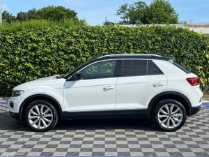 Volkswagen T-Roc SPORT 2.0 TDI AUTO // DIGITAL CLU - Image 3