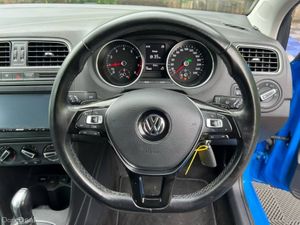 Volkswagen Polo COMFORTLINE 1.2 TSI AUTO // 15" AL - Image 4